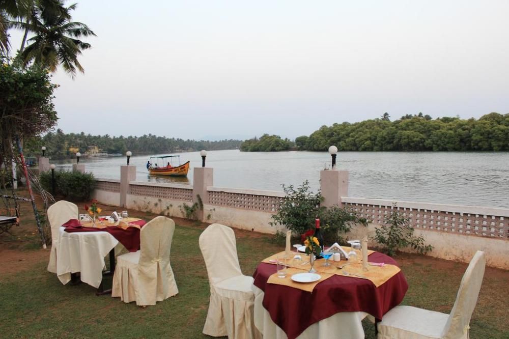 THE BYKE OLD ANCHOR - 19