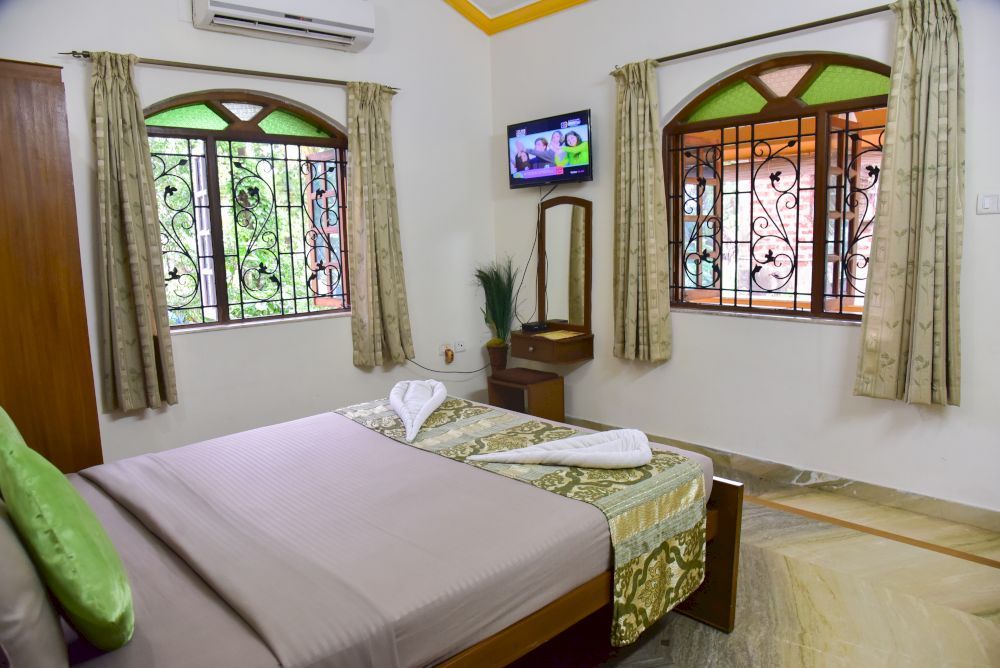 ULTIMATE STAY BOUTIQUE HOTEL - 14