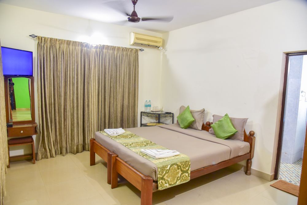 ULTIMATE STAY BOUTIQUE HOTEL - 12