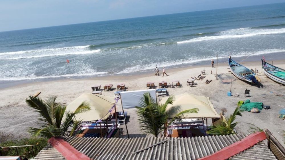 SYDNEY X CAFE & BEACH HUTS - 11