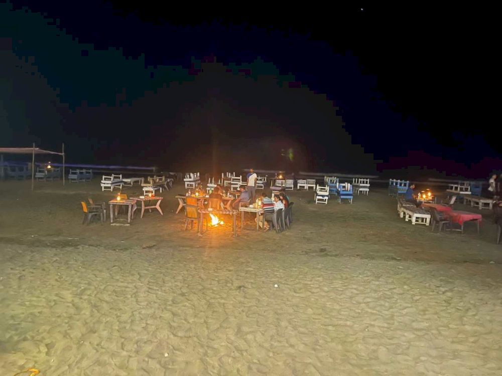 SYDNEY X CAFE & BEACH HUTS - 10