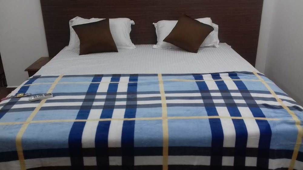 LAVISH EXOTIC HOTEL & APARTMENTS (ex. LAVISH COTTAGES) - 31