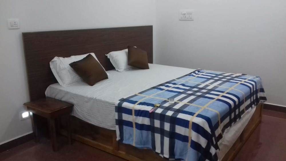 LAVISH EXOTIC HOTEL & APARTMENTS (ex. LAVISH COTTAGES) - 29