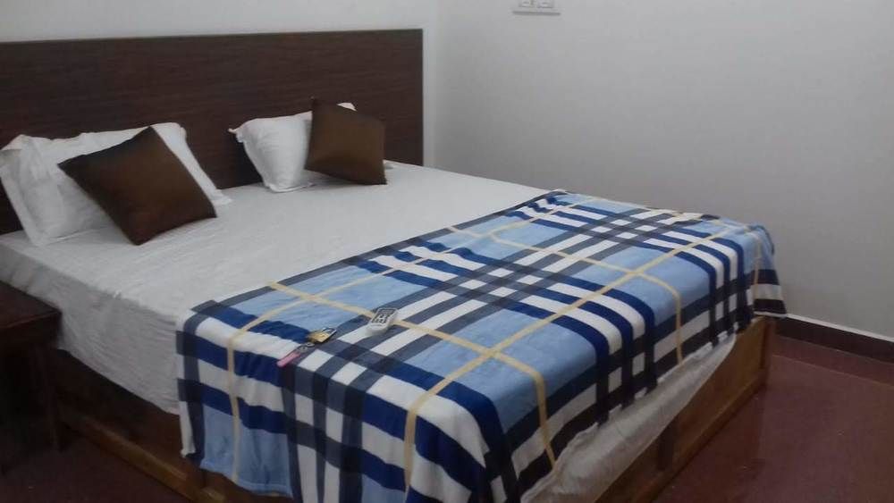 LAVISH EXOTIC HOTEL & APARTMENTS (ex. LAVISH COTTAGES) - 27