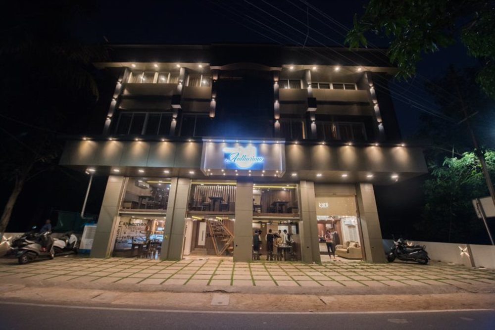 VICTORIA PARADISE INN (EX: HOTEL ROYAL ANTHURIUM) - 1