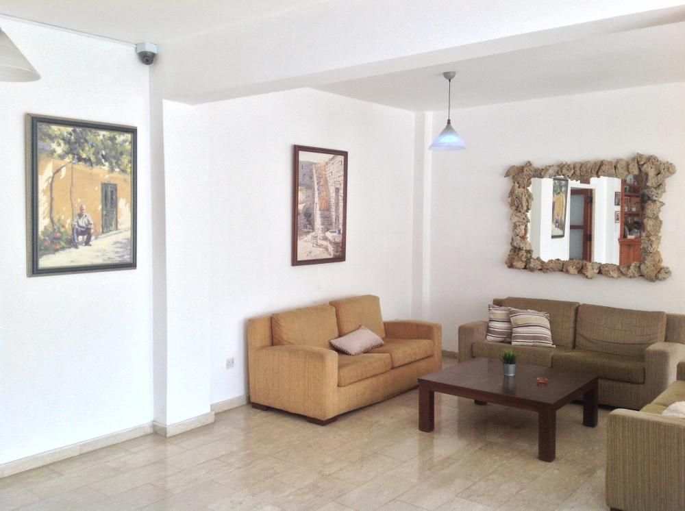 FLOREA HOTEL APTS (Class B) - 15