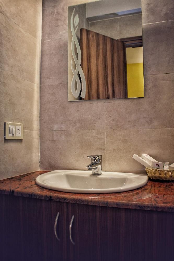 MARINERS BAY RESORT - 18