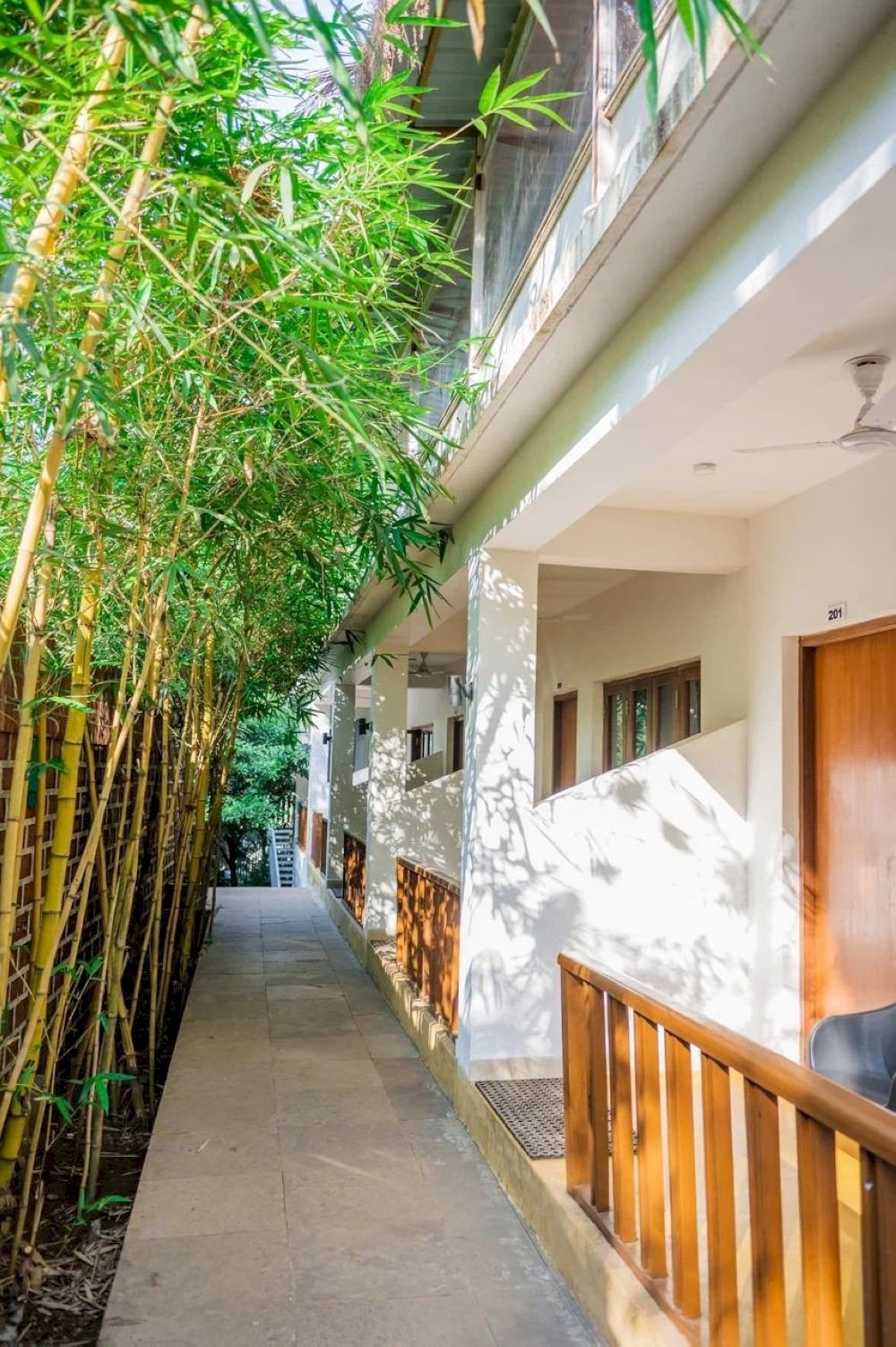 KAYANIV AYURVEDA & WELLNESS RESORT - 2