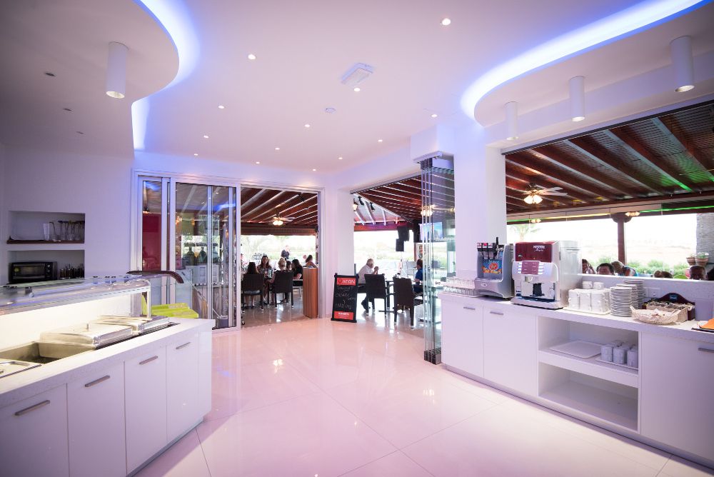 LOUTSIANA HOTEL APTS - 7