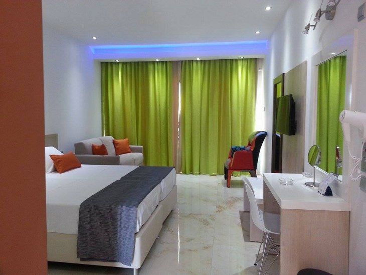 LOUTSIANA HOTEL APTS - 26