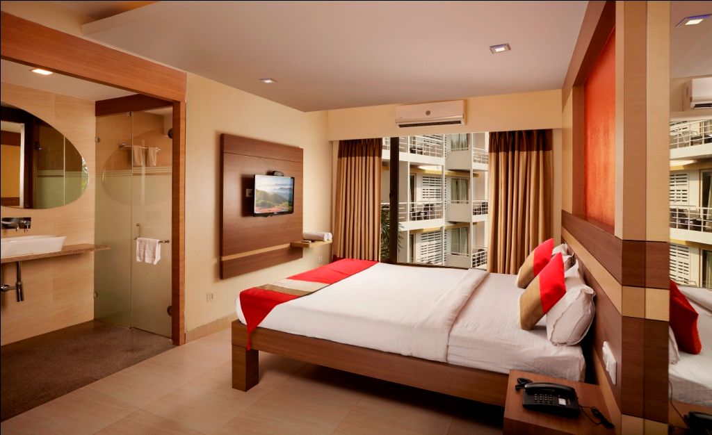 TURTLE BEACH RESORT (ex. RED FOX HOTEL) - 13