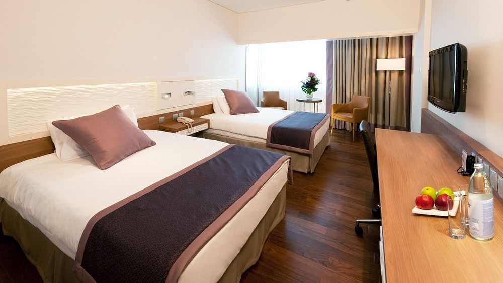 CROWNE PLAZA LIMASSOL - 12