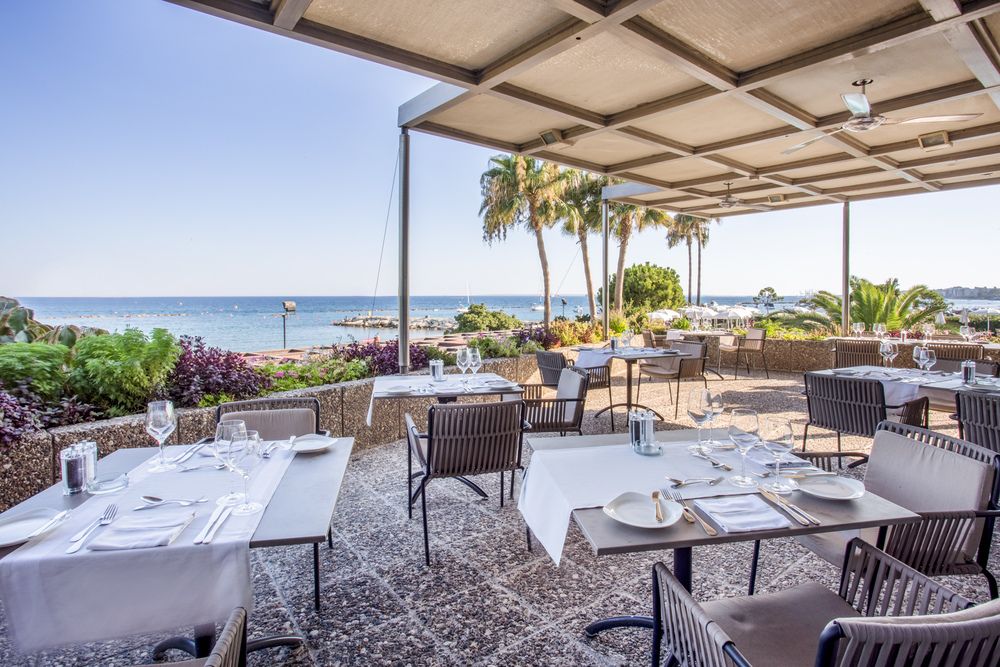 CROWNE PLAZA LIMASSOL - 11