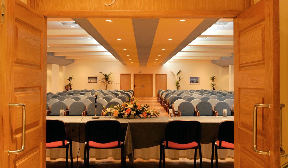 CONSTANTINOU BROS ATHENA ROYAL BEACH (only adults 16+) - 16