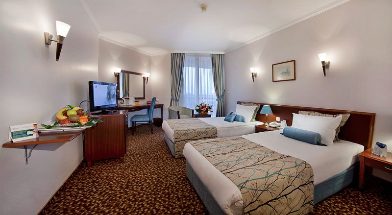 Best Western Plus Khan Hotel - 17