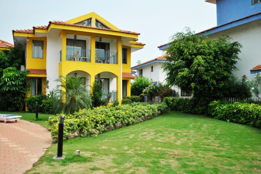 REGENTA BAYWATCH RESORT (ex. BAYWATCH) - 1