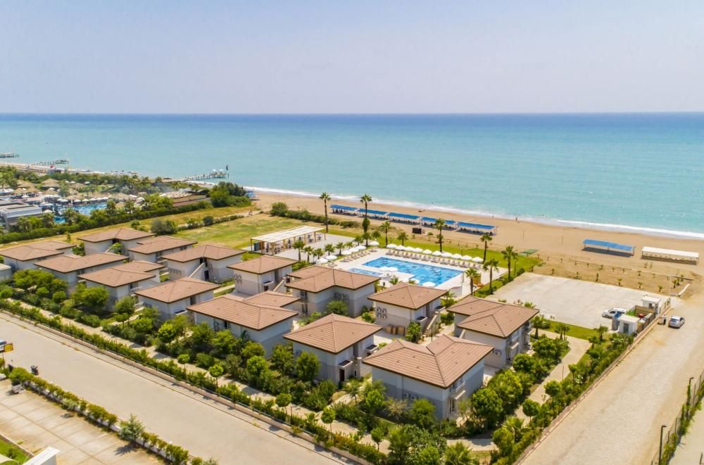 Crystal Boutique Beach Resort (only adults 16) - 2