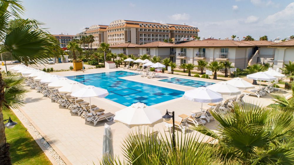 Crystal Boutique Beach Resort (only adults 16) - 5