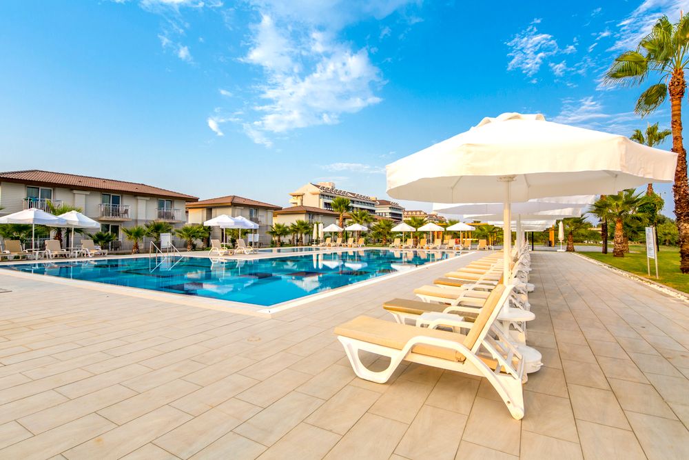 Crystal Boutique Beach Resort (only adults 16) - 13