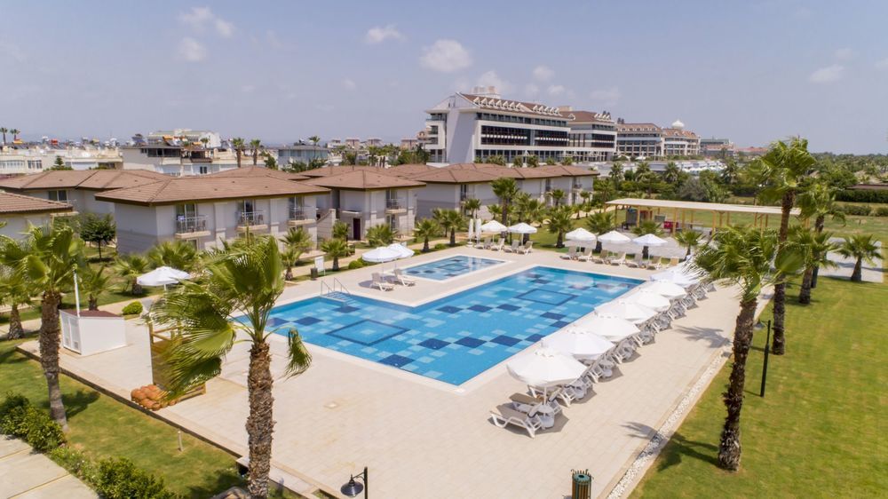 Crystal Boutique Beach Resort (only adults 16) - 6