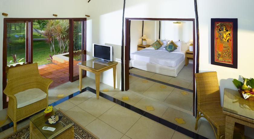 POOVAR ISLAND RESORT - 10