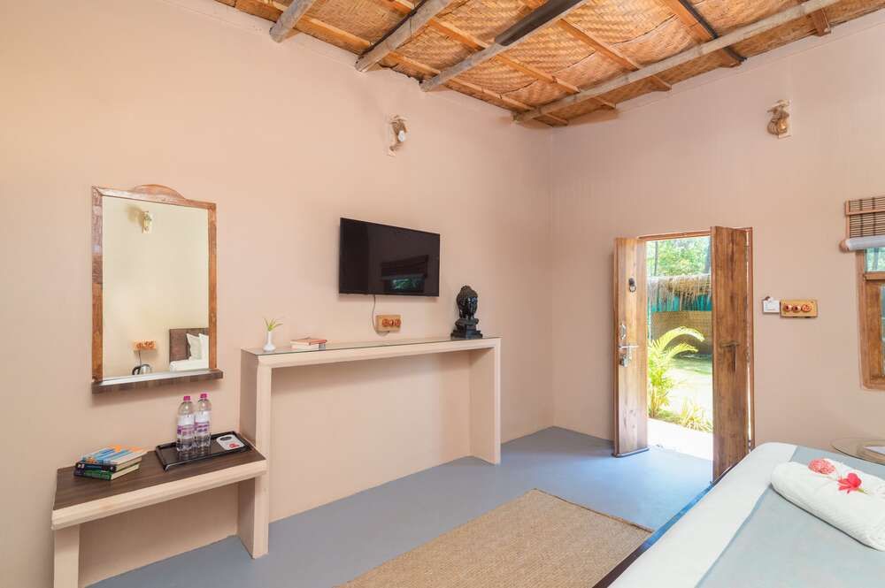 AMADI BEACH FRONT RESORT - 14