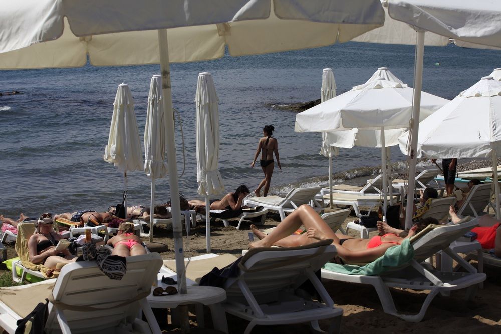 Leda Beach Hotel - 5