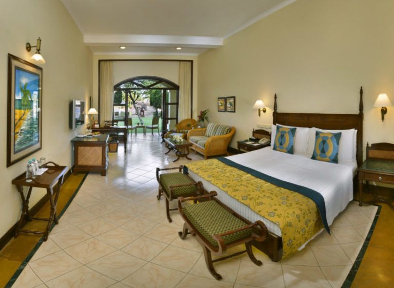 THE LALIT GOLF AND SPA RESORT - 66