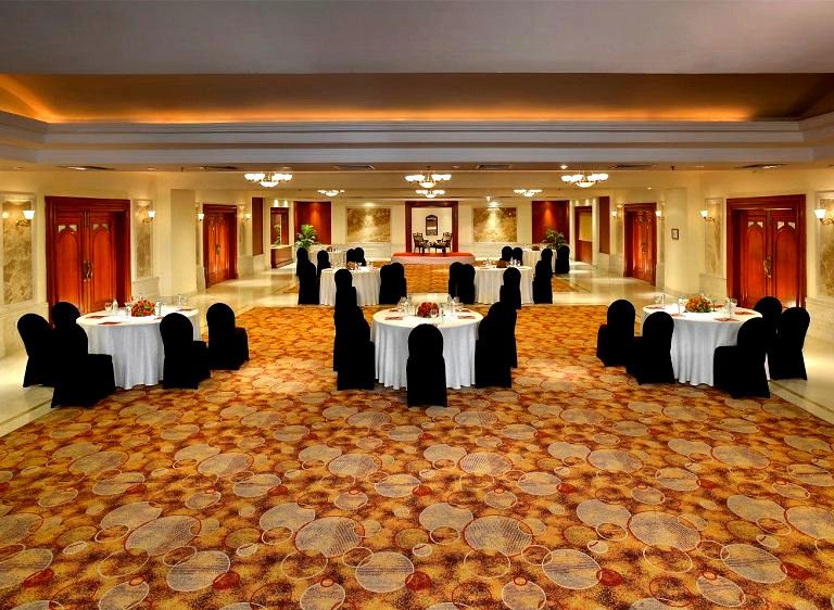 THE LALIT GOLF AND SPA RESORT - 49