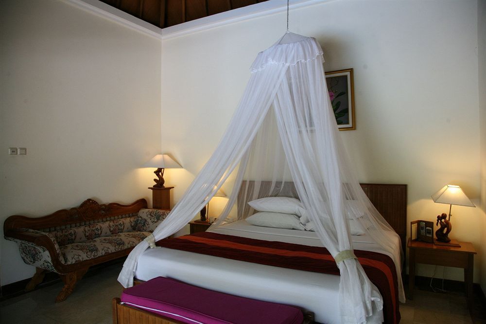 PARIGATA VILLAS RESORT - 37