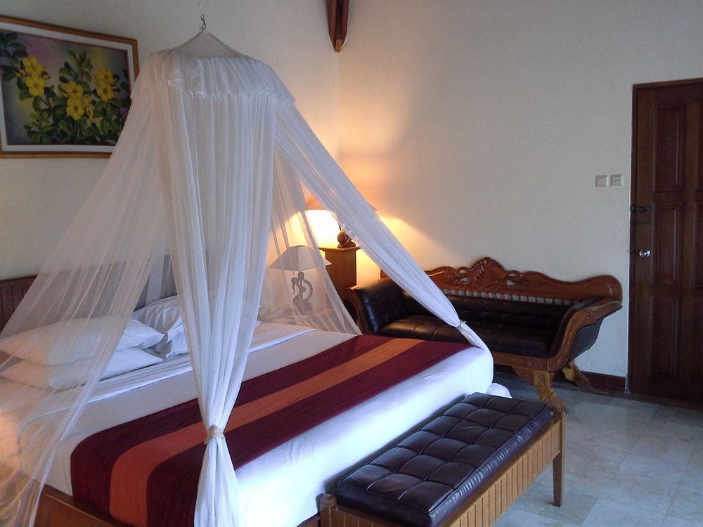 PARIGATA VILLAS RESORT - 32