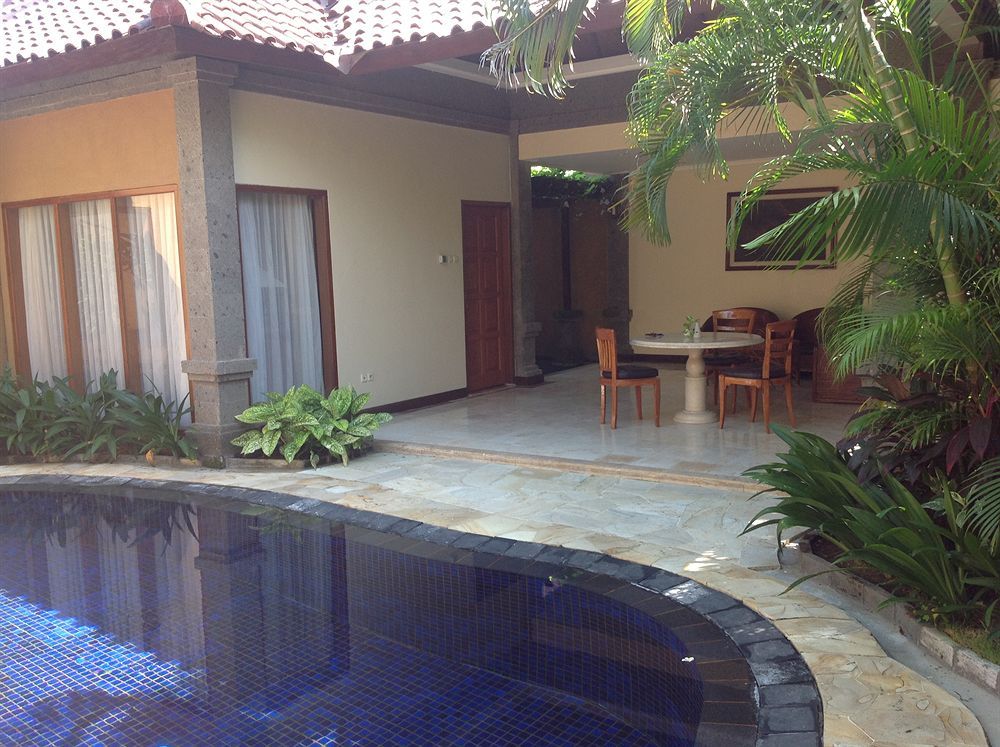 PARIGATA VILLAS RESORT - 11