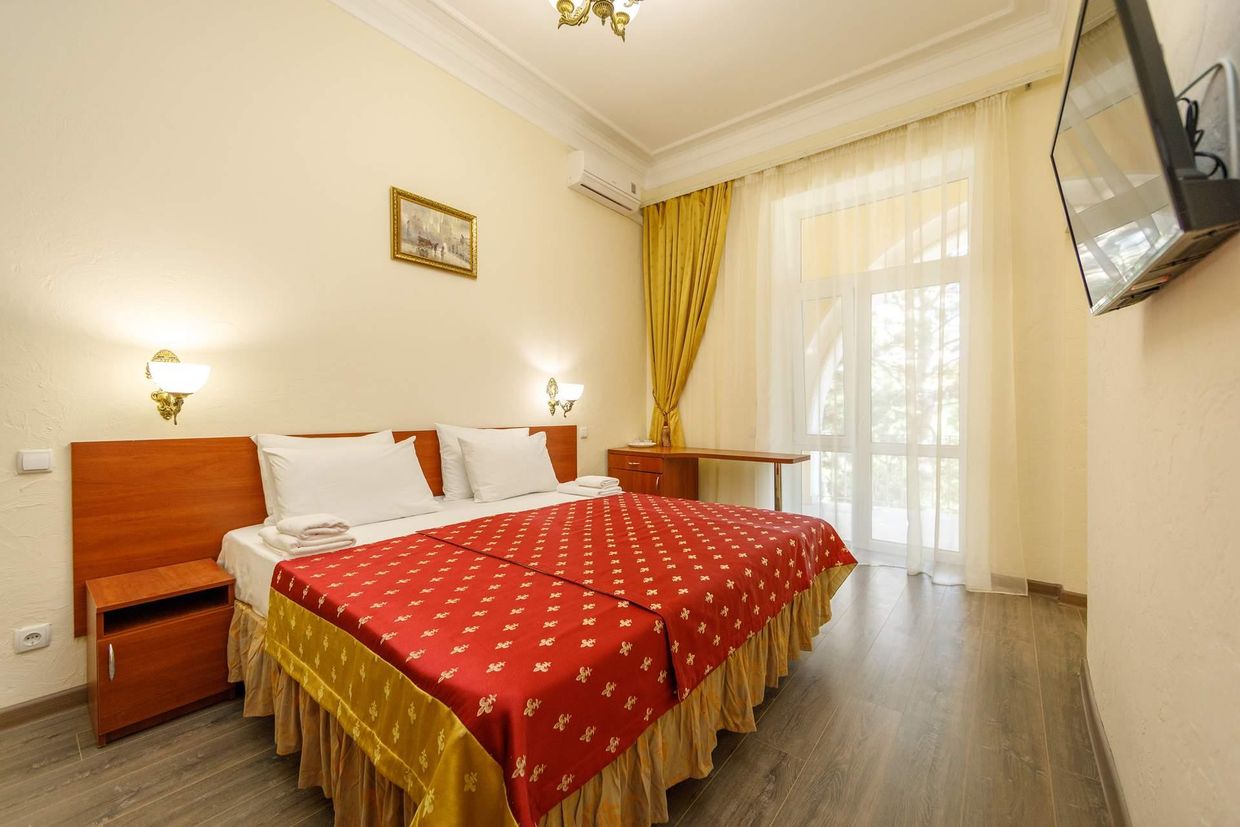 РОМАНОВА, парк-отель - 9