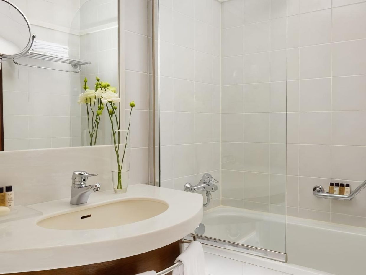 КОРИНТИЯ САНКТ-ПЕТЕРБУРГ - 15