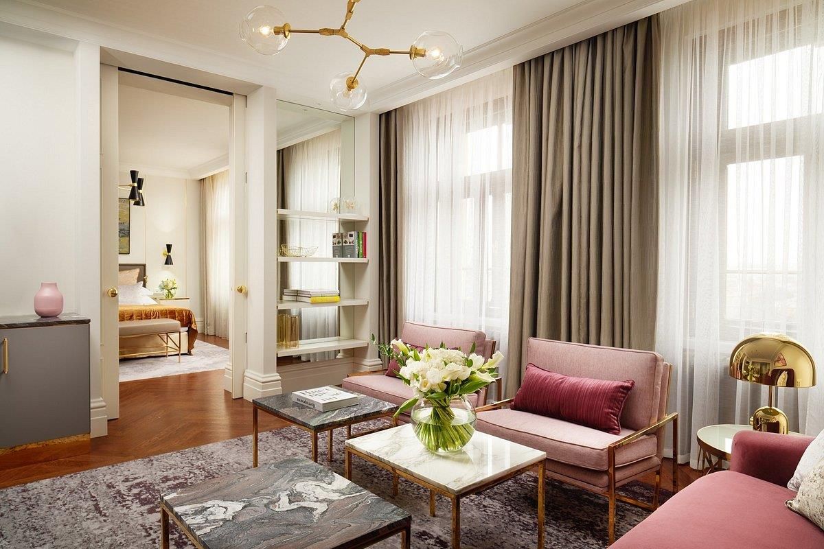 КОРИНТИЯ САНКТ-ПЕТЕРБУРГ - 21