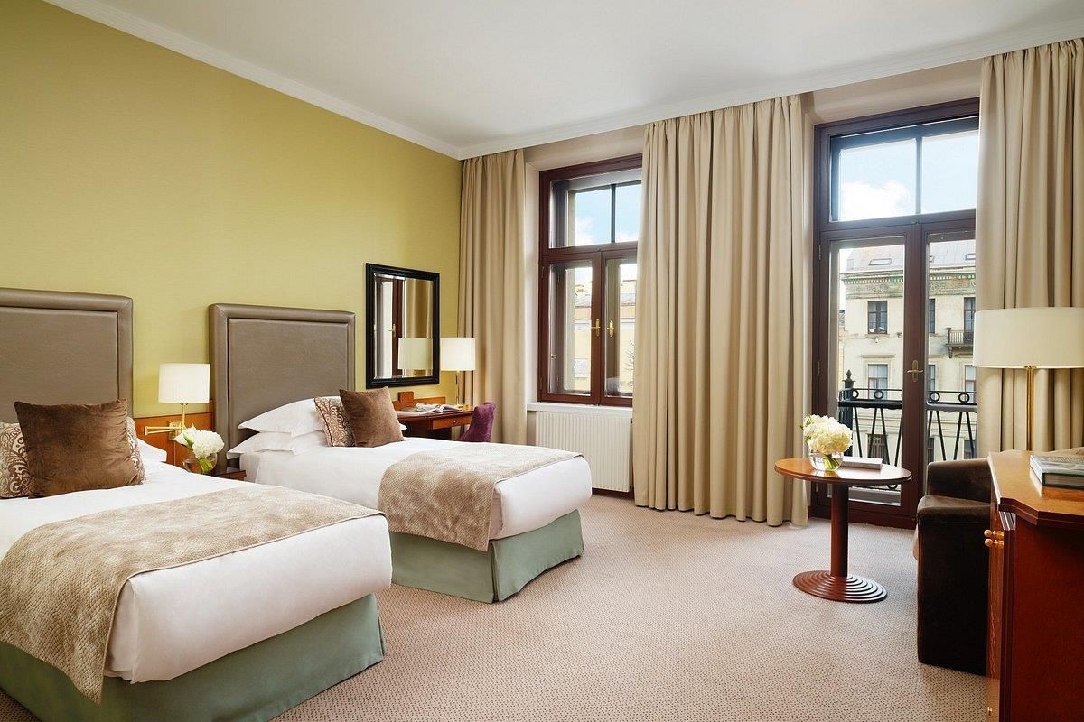 КОРИНТИЯ САНКТ-ПЕТЕРБУРГ - 27