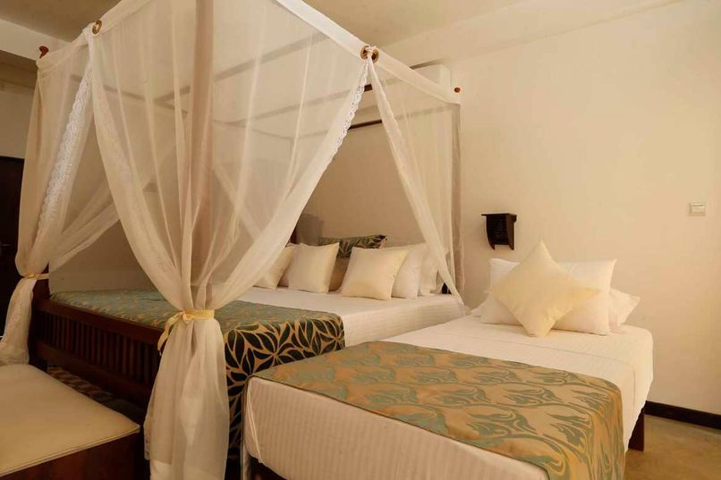 ROCK FORT HOTEL - 4