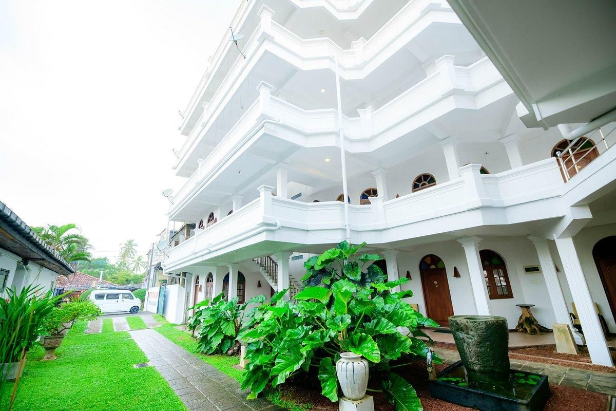 ROYAL BEACH HIKKADUWA - 1