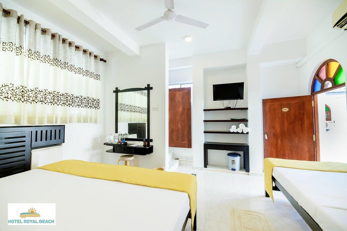 ROYAL BEACH HIKKADUWA - 28