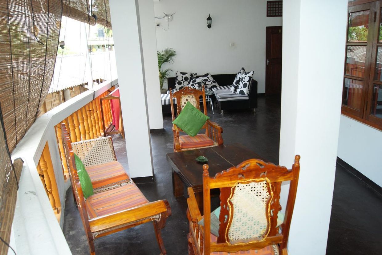 BEACH PRIME TIME - 11