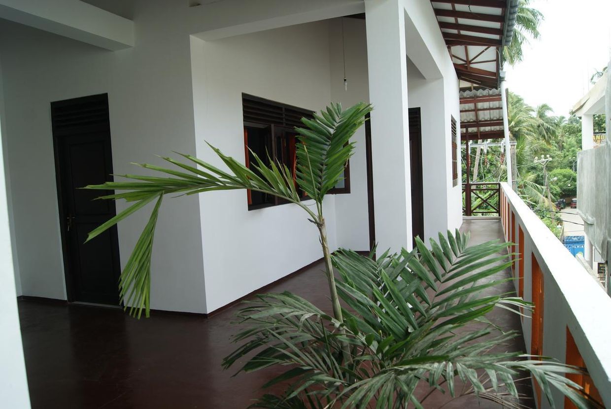 BEACH PRIME TIME - 16