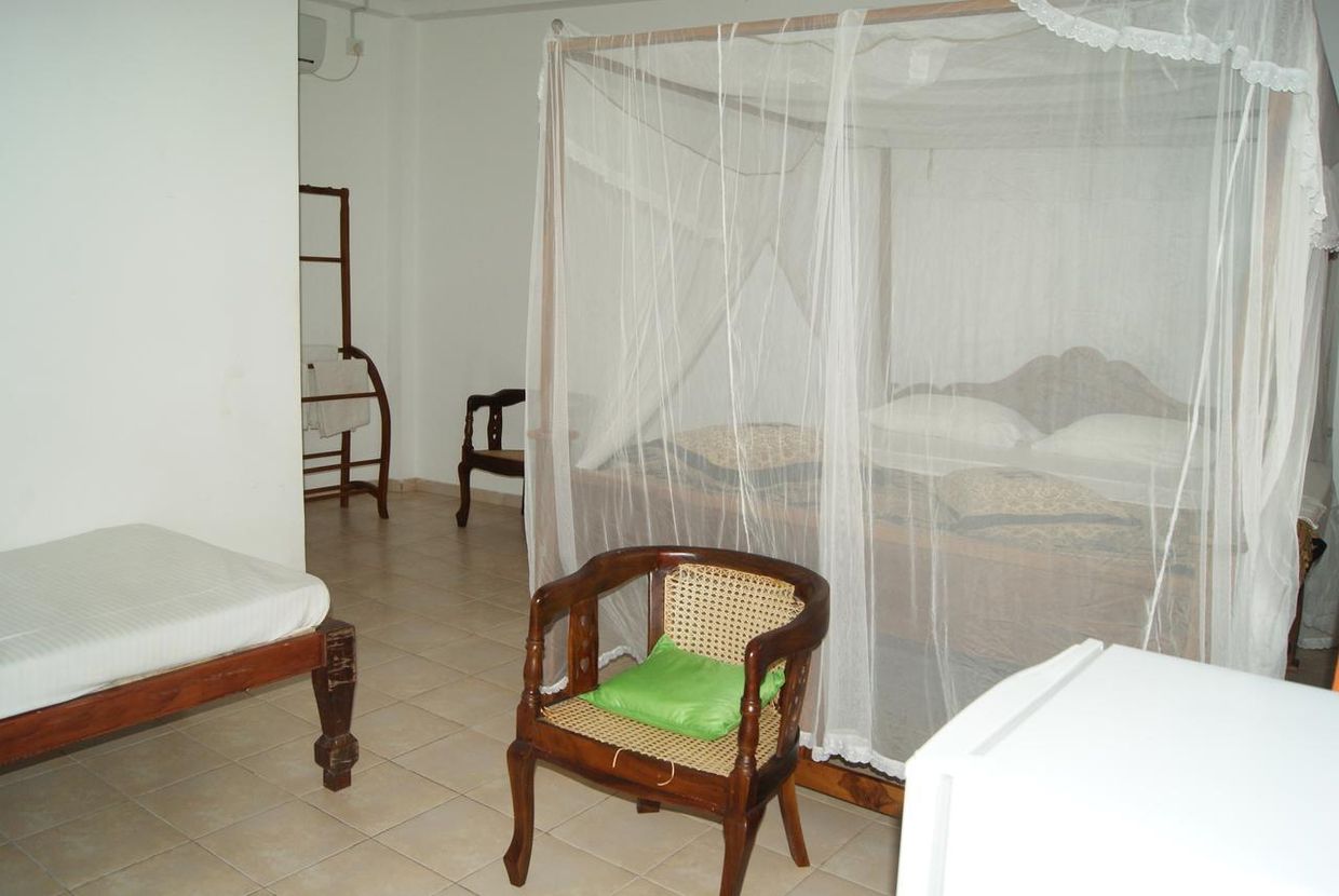 BEACH PRIME TIME - 23