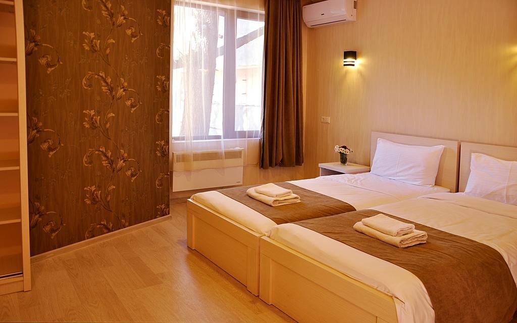 TIFLIS HOTEL TBILISI - 3