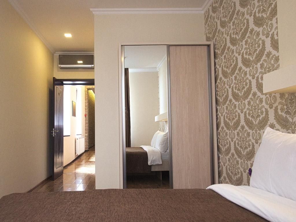 TIFLIS HOTEL TBILISI - 9