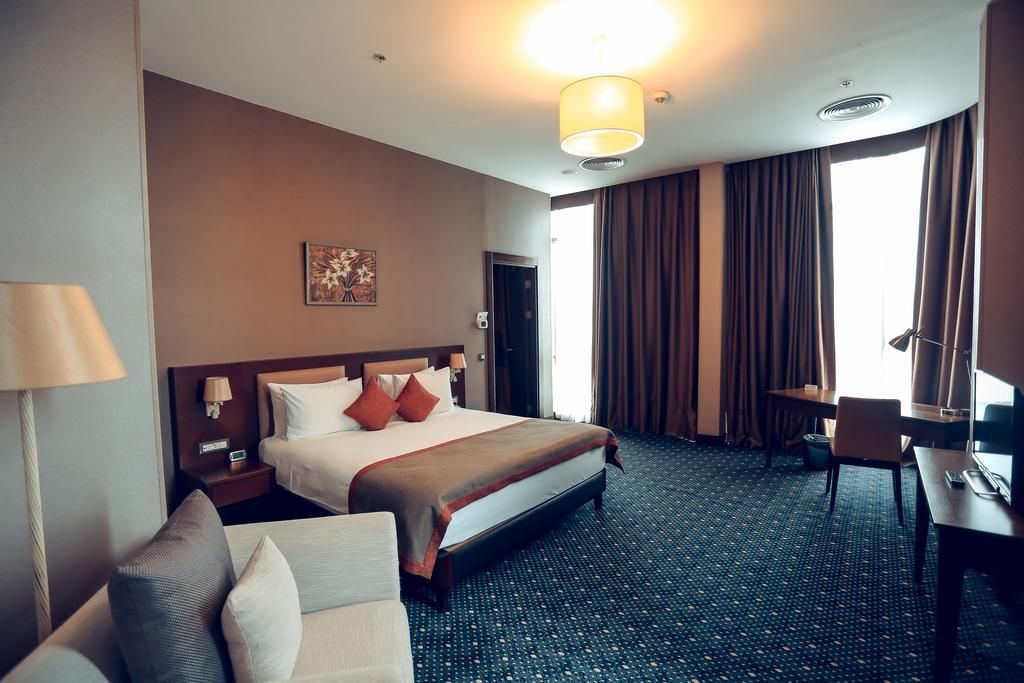 PARKSIDE HOTEL BAKU - 11