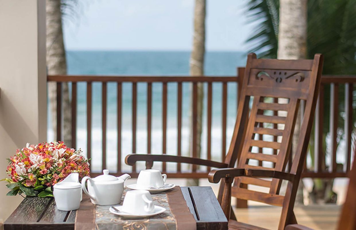 SAPPHIRE SEAS BEACHFRONT HOTEL - 4