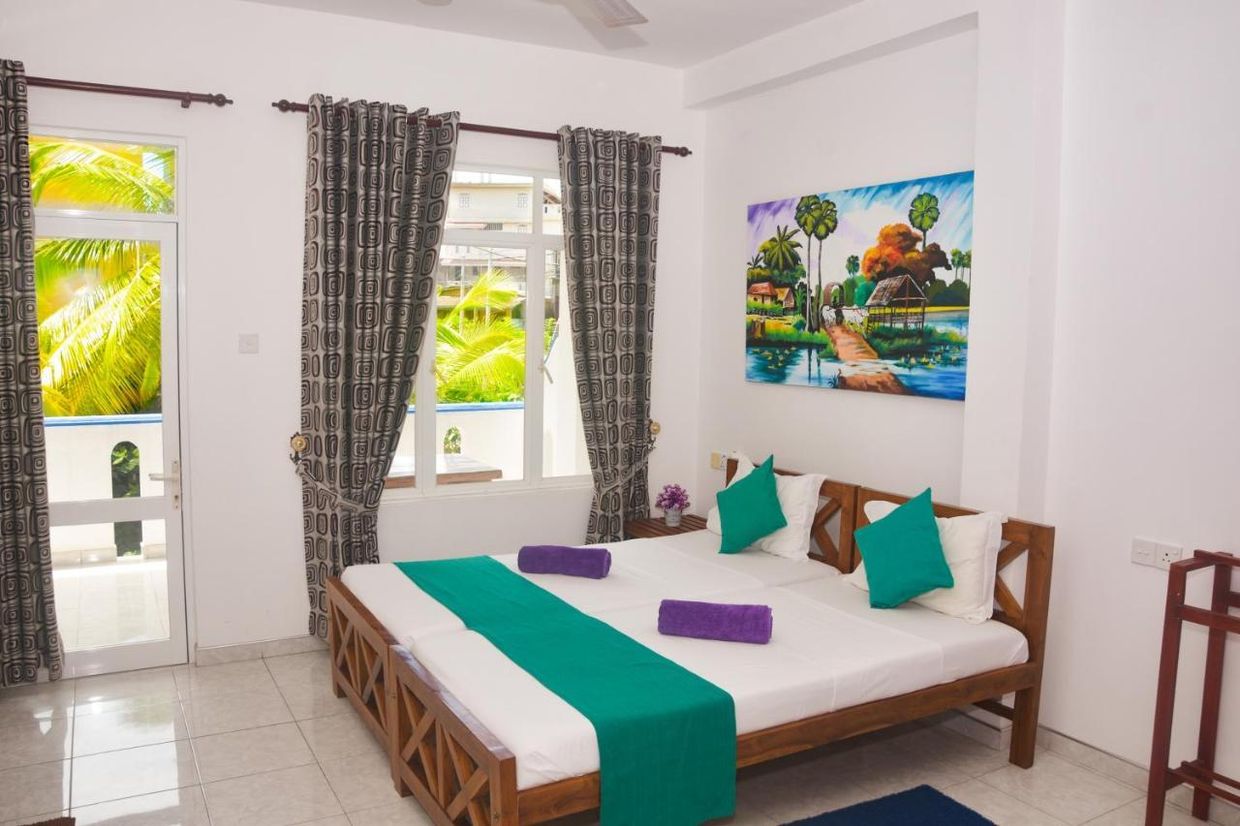 DI SICURO TOURIST INN GUESTHOUSE - 21