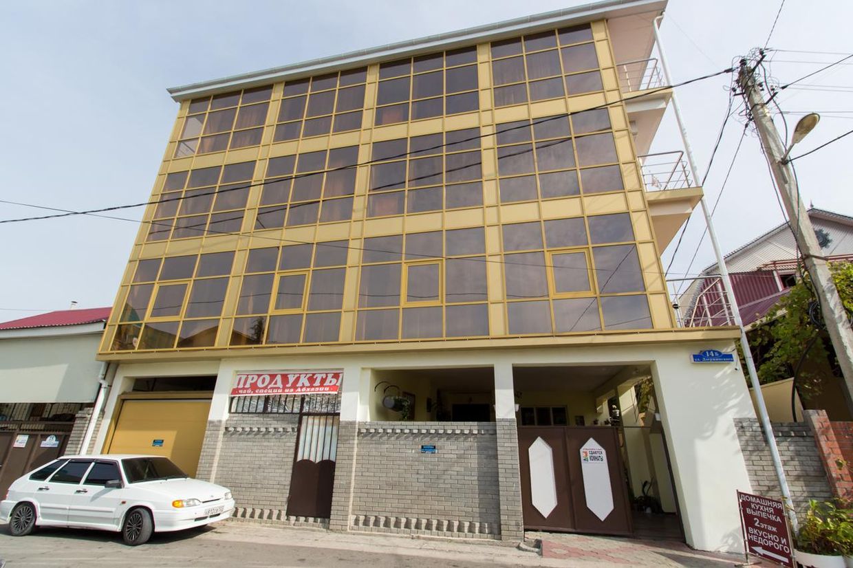 ЗАМОК (бывш. ИДИЛЛИЯ), отель - 1