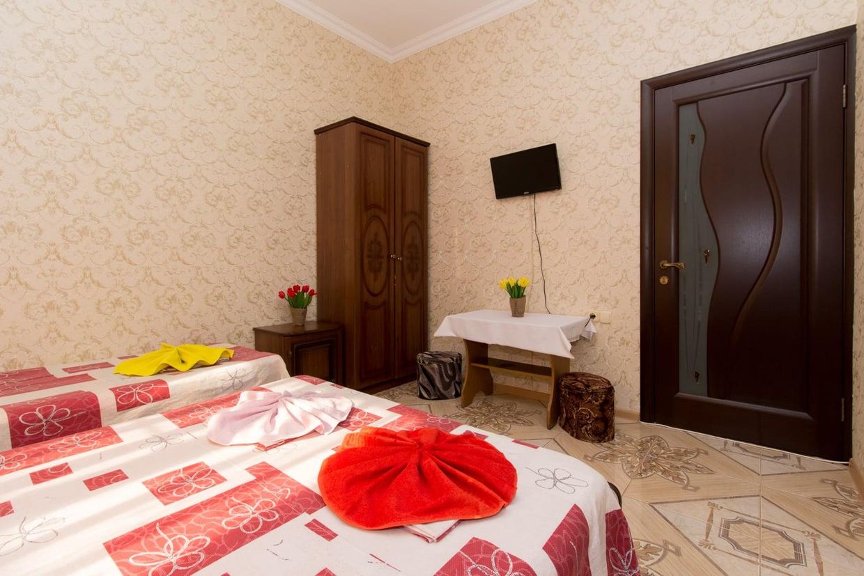 ЗАМОК (бывш. ИДИЛЛИЯ), отель - 8