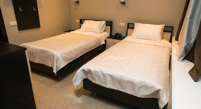 ХАНЗЕР, отель - 1